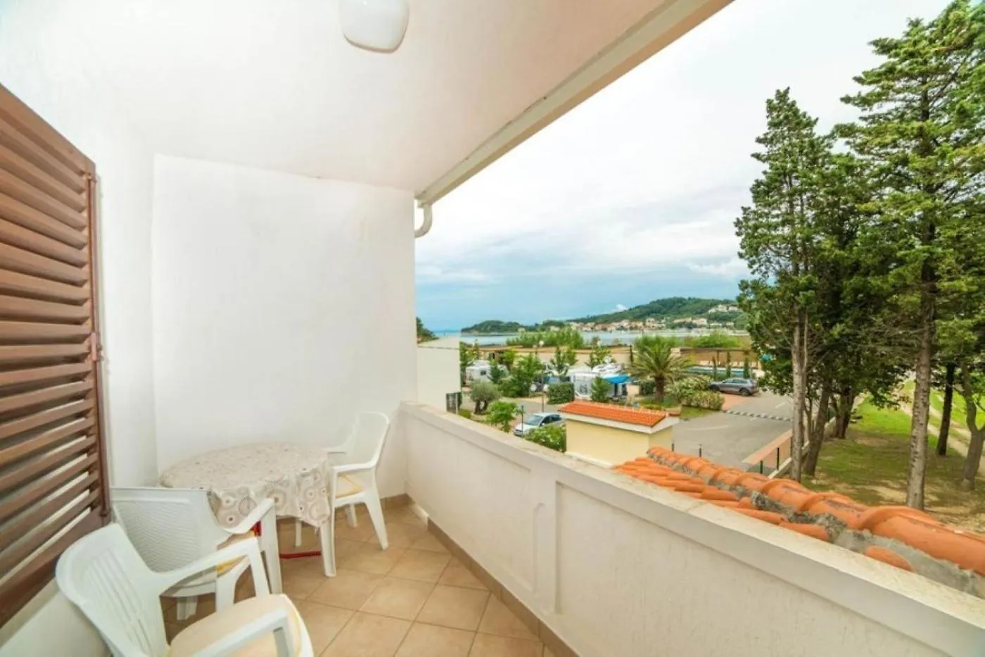 Apartments Niki - 70M From The Sea Kampor