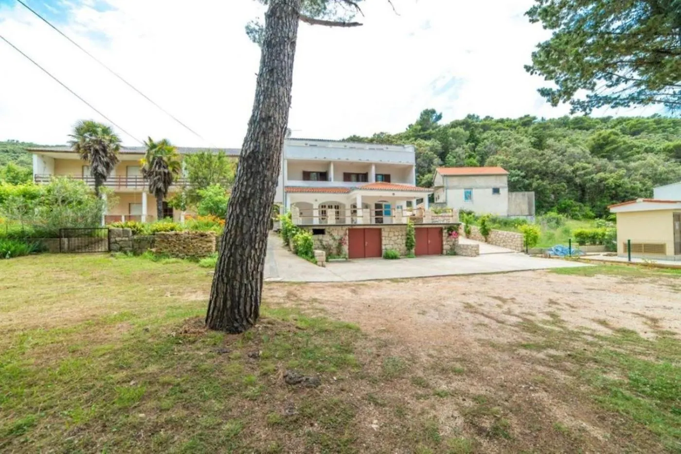 Apartments Niki - 70M From The Sea Kampor